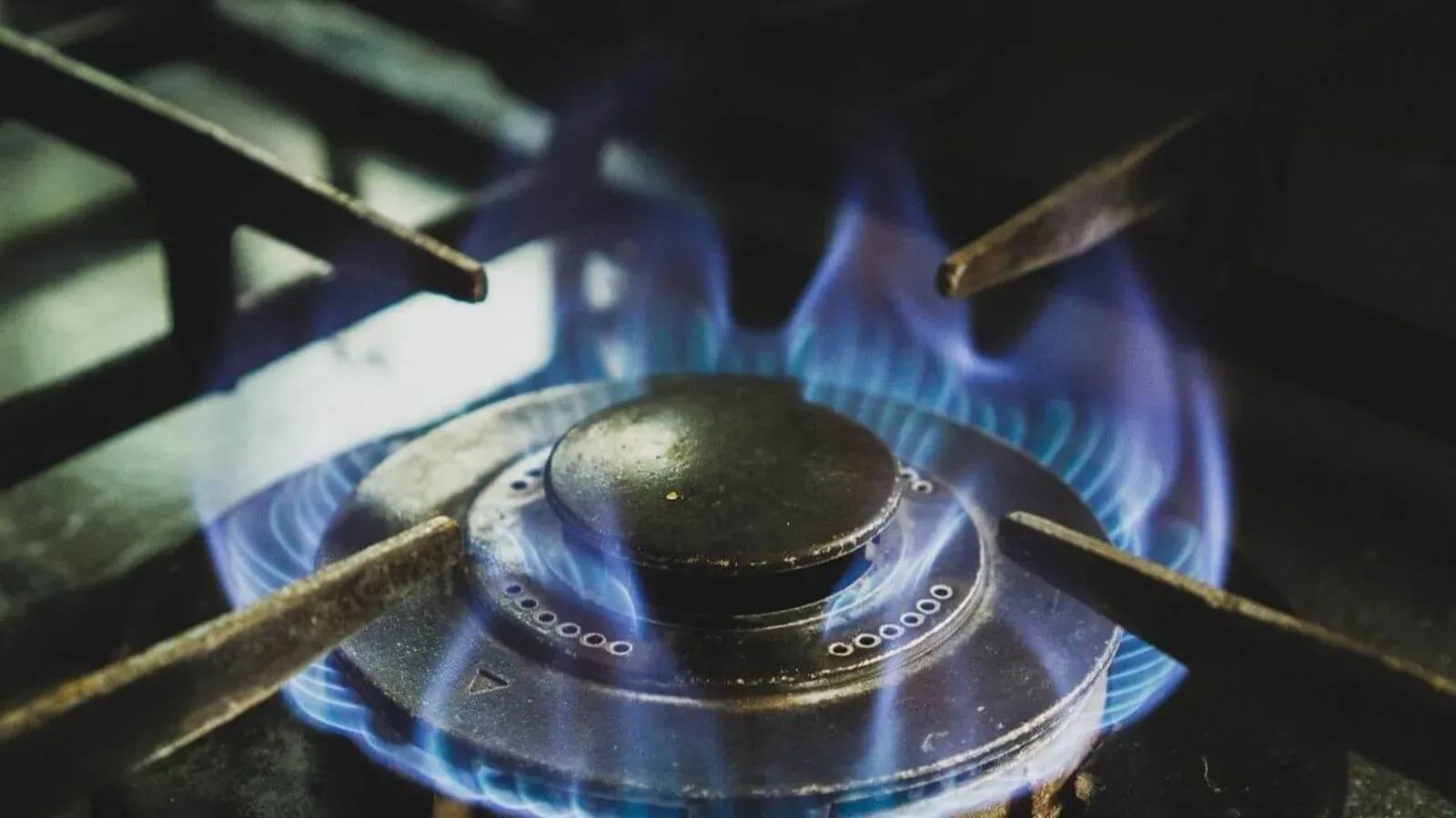 Gas or electricity: Which is cheaper?